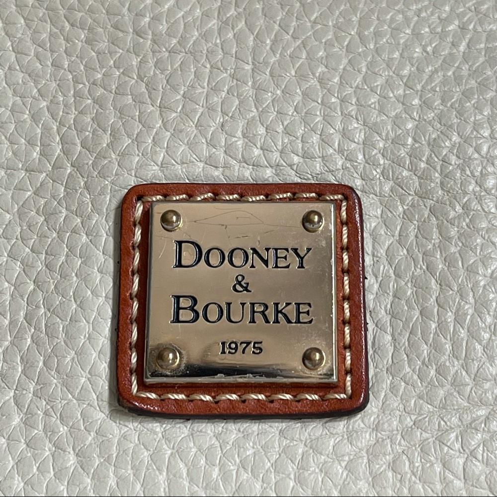 Vintage Dooney & Bourke Leather Pebble Grain Zip Structured Top Handle Bag - Picture 5 of 16